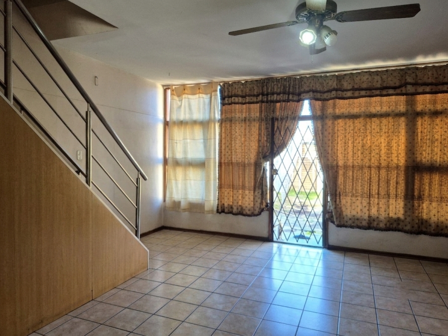 2 Bedroom Property for Sale in Southernwood Eastern Cape